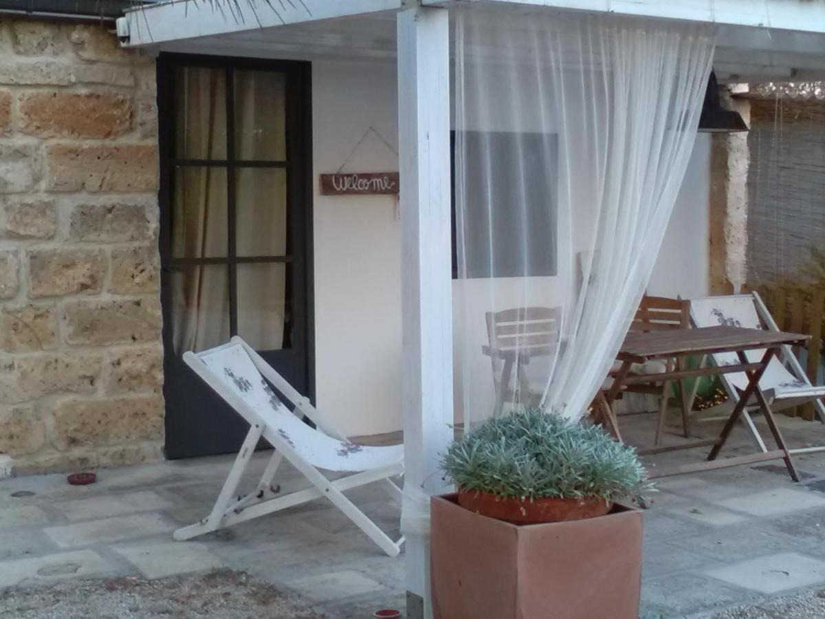Casetta Vacanza In Campagna Aradeo Buitenkant foto